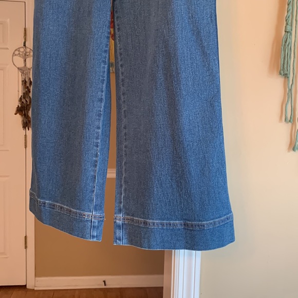 Wide leg crop jeans, great condition - Picture 3 of 4
